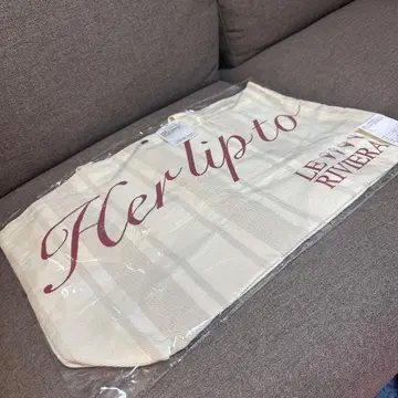 Her lip to IceCream Large Tote beige