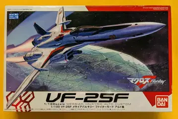 반다이 1/100 스케일 VF25 메시아 알토기(파이터)