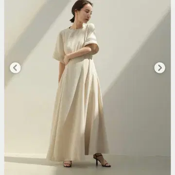 [ 새상품급 ] louren pintuck jacquard flare dress