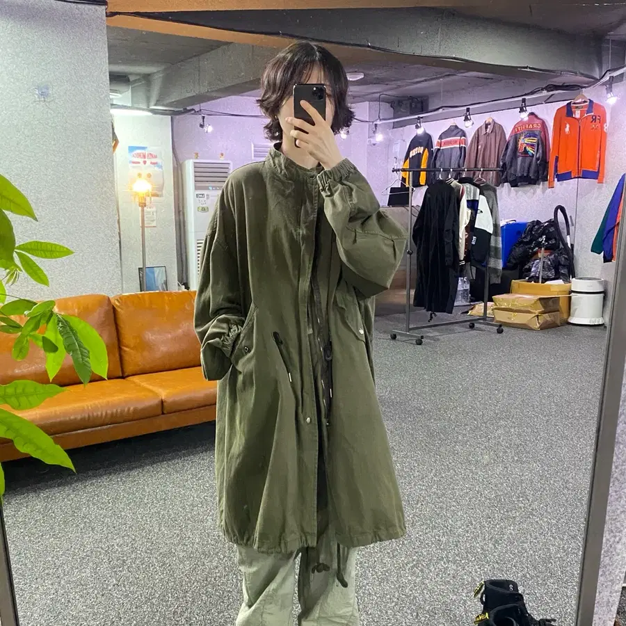 어텐션 빈티지 카키 피쉬테일 자켓 B5500