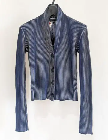 EMPORIO ARMANI 엠포리오 아르마니 리브 니트 가디건