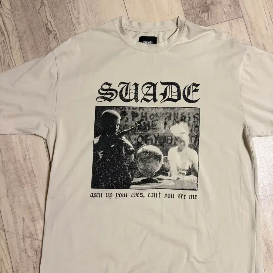 suade 베이지 반팔티