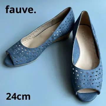 새상품급 REGAL fauve. 컷워크 오픈토 펌프스 24cm