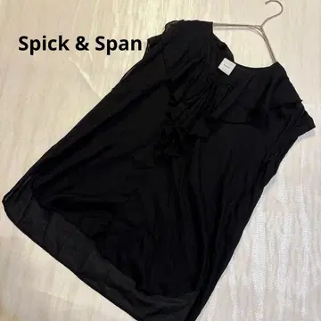 Spick & Span 블랙 슬리브리스 셔츠 프릴 칼라