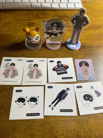 BTS 진 TinyTAN 아크릴 스탠드 스티커 세트
