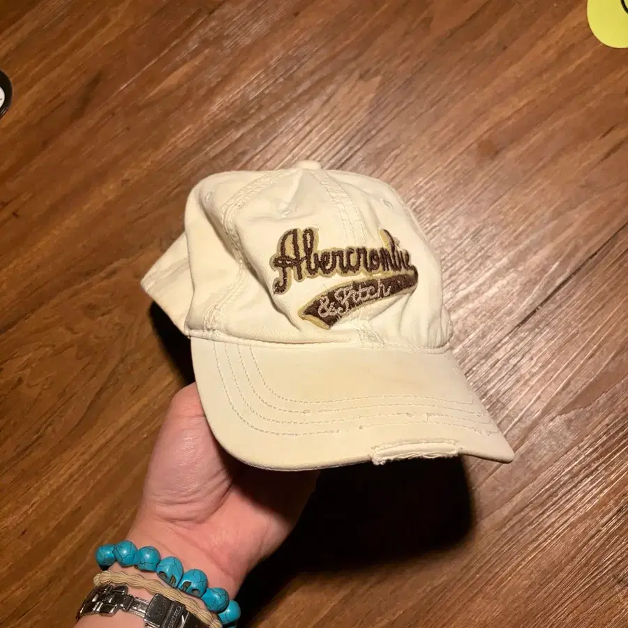 ABERCROMBIE & FITCH 아베크롬비 앤 피치 디스트레스드 패치 볼캡