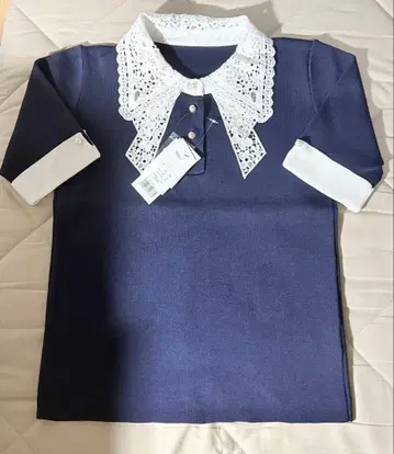 [ 새상품 ] 리본풍 레이스 카라 부착 폴로 니트 풀오버 tocco closet