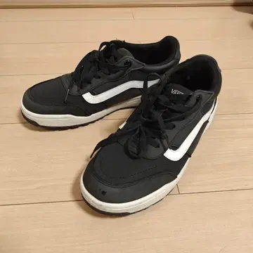 VANS 스니커즈 V8610 블랙 화이트 26.5cm
