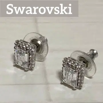 [ 새상품급 ] Swarovski 스와로브스키 귀걸이 큐빅