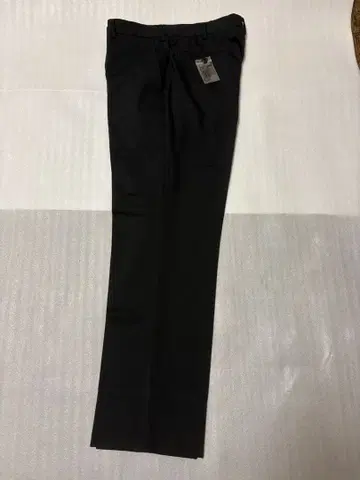유니클로 프리미엄 울 얇은 소재 슬랙스 82 블랙