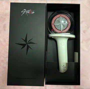 Stray Kids 스키즈 OFFICIAL LIGHT STICK ver.2