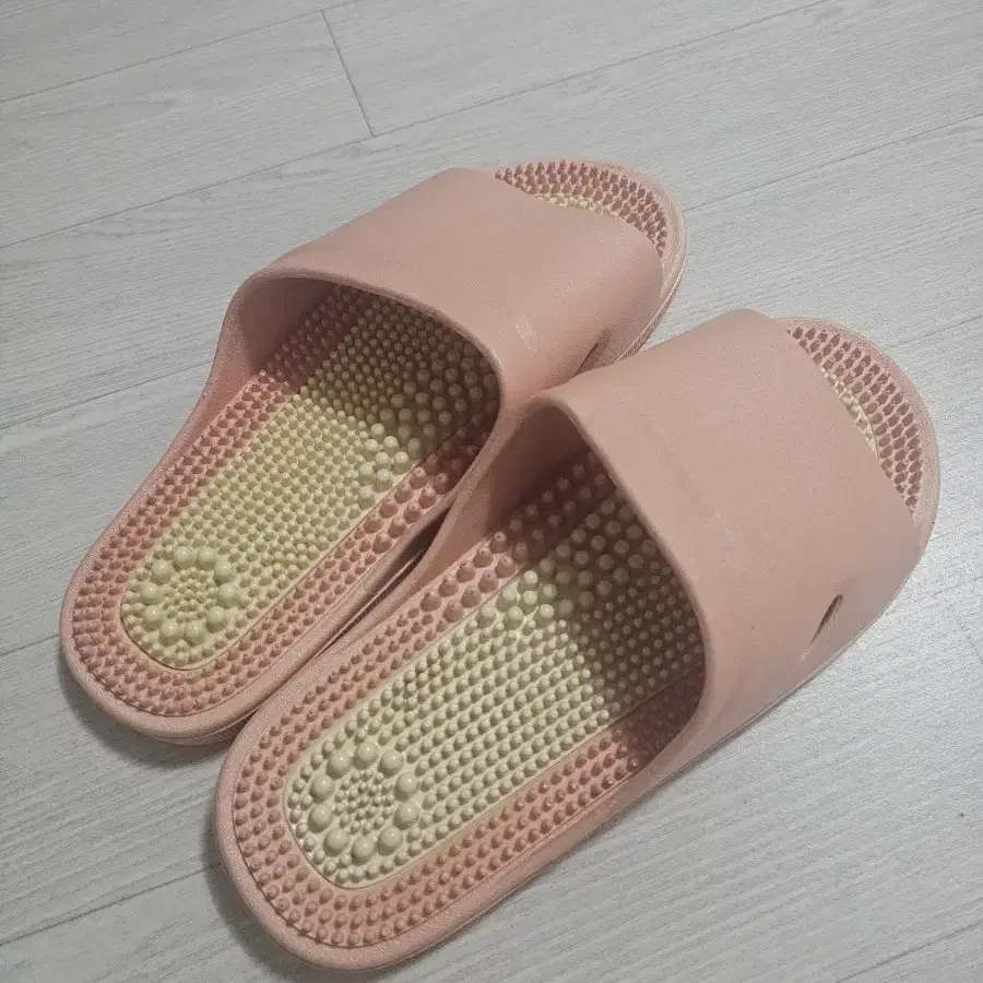 (새상품) 지압 슬리퍼 240
