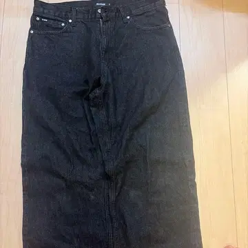 XLARGE 남성용 블랙 데님 팬츠 자수 로고