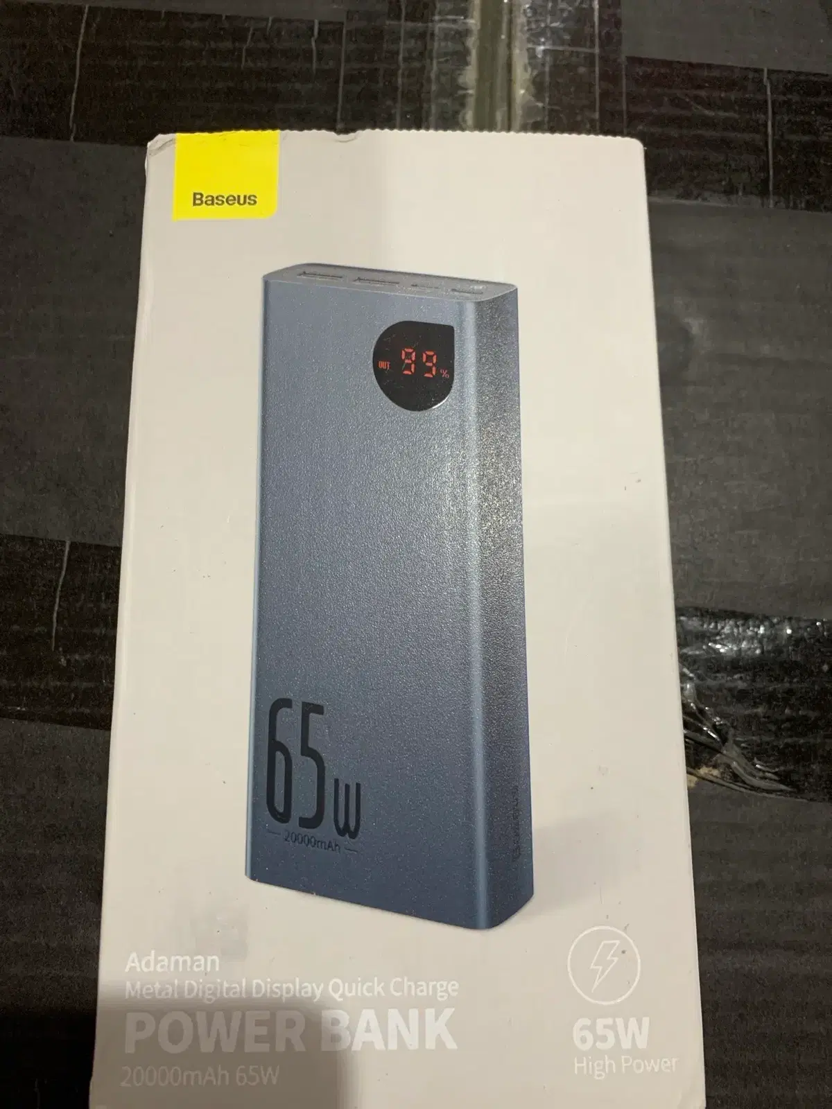 베이스 아다만 금속 수치표시 65W 고속충전 보조배터리 20000mAh PPADM65 블랙