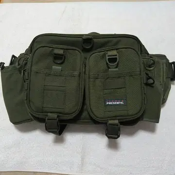 새상품급 리틀 프레젠츠 B-32 TR 럼버 팩 중고품