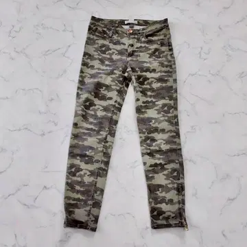 H&M 에이치앤엠 LDGG 카모 무늬 스키니 팬츠 US10 카모플라쥬