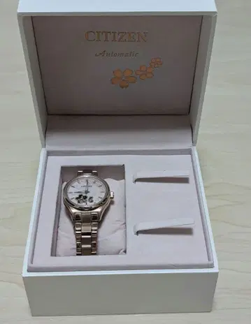 CITIZEN PC1004-63W SAKURA 한정판 모델
