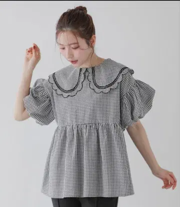[ 새상품급 ] Fit more 깅엄 스캘럽 옷깃 블라우스