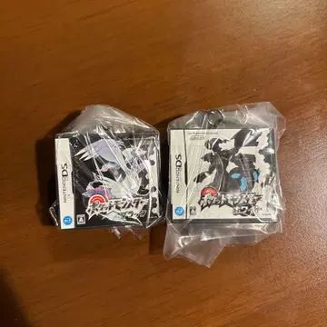 패키지 & 게임 카드 키링 컬렉션 블랙 화이트