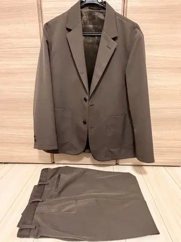 그린 레이블 릴랙싱 셋업