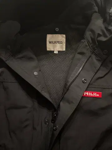 MILKFED. 블랙 자켓 M 사이즈