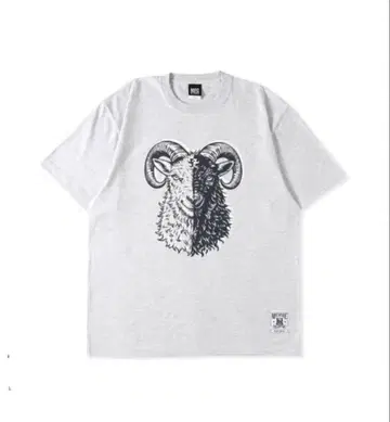 하마사키 아유미 T셔츠 Scapegoat MFC STORE S사이즈