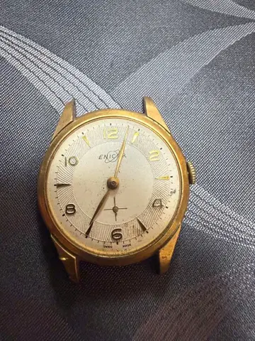 ENICAR 손목시계 본체 골드 컬러