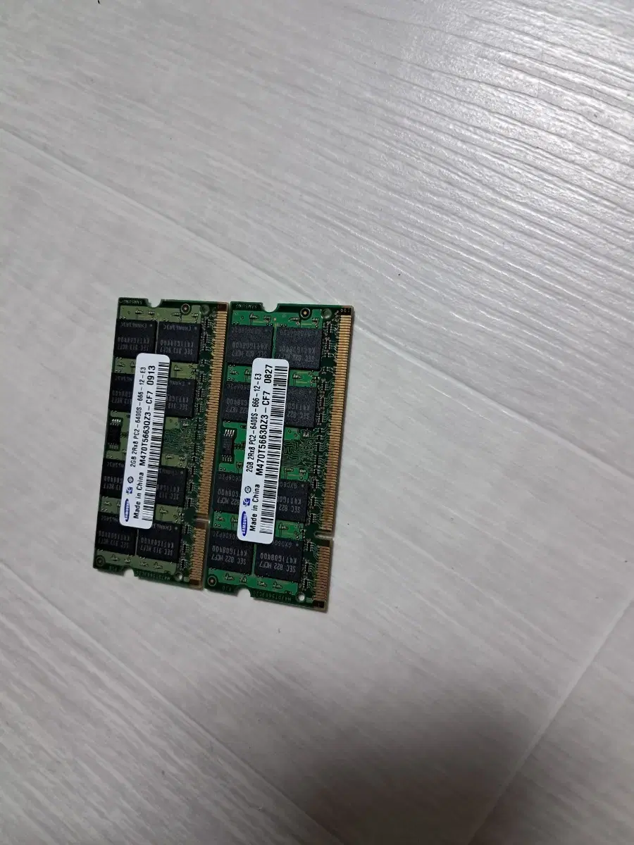 삼성 2GB DDR2 2개 pc2-6400
