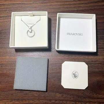 SWAROVSKI Constella 펜던트