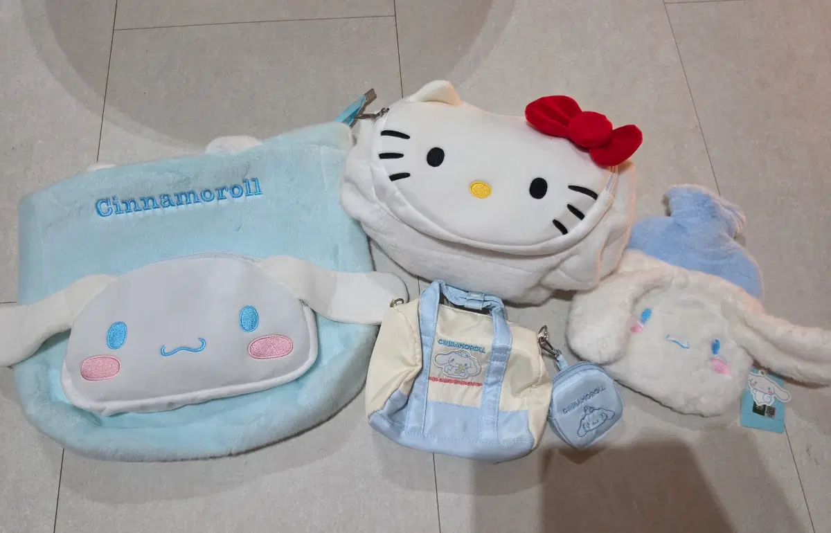 산리오 가방 3종 + 시나모롤 온열팩 물주머니