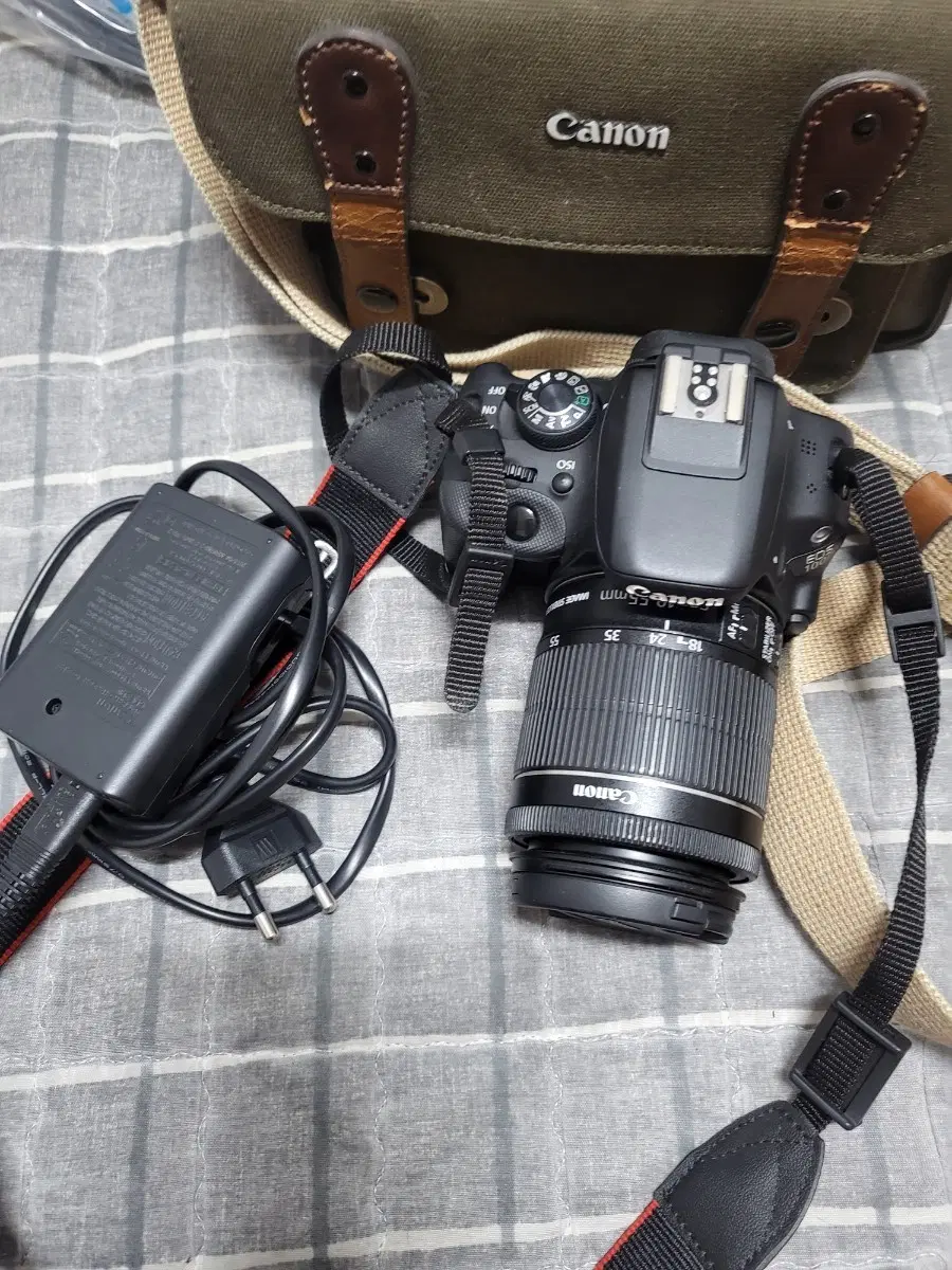 캐논 EOS 100D 카메라