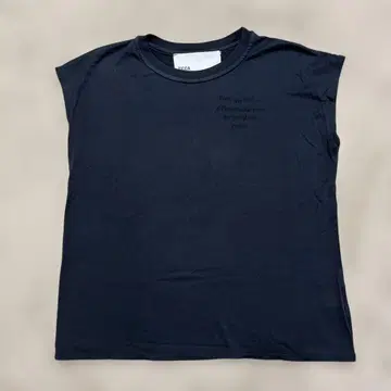 TICCA 슬리브리스 T셔츠 블랙