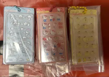 산리오 봉봉 드롭 미니어처 참 키티, 시나모롤, 폼폼푸딩