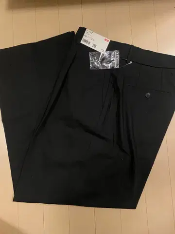 UNIQLO 턱 와이드 팬츠 블랙 XXL