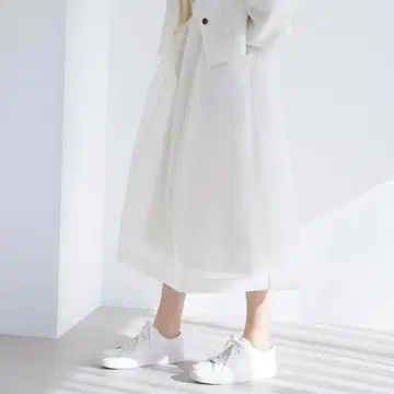 COEL 화이트 플레어 스커트