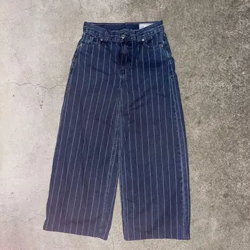 GAP 스트라이프 패턴 배기 미드 라이즈 데님 팬츠