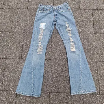 트루릴리젼 데미지 가공 플레어 데님 사이즈 27 swag