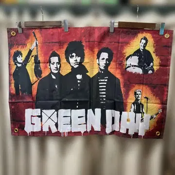 greenday 그린 데이 / 폴리에스테르 태피스트리 / 60 x 90cm2