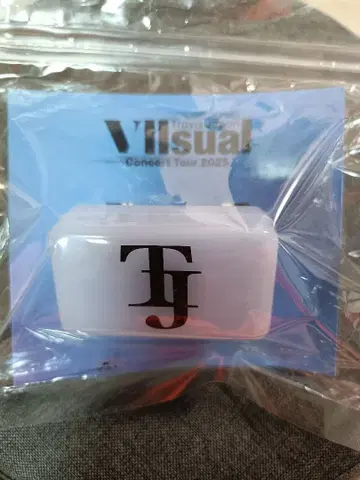 Travis Japan 라이트 팔찌 VIIsual