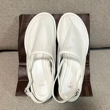 ZARA 메쉬 뮬 37 화이트