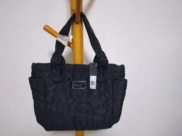 MARC BY MARC JACOBS 퀼트 토트백 블랙
