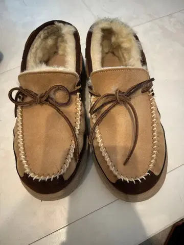 SUICOKE 어그 부츠 모카신 베이지 브라운