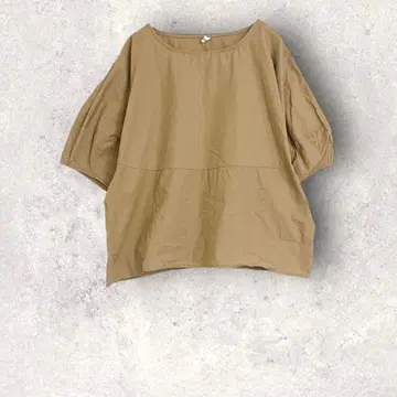 반팔 블라우스 풀오버 숏 기장 베이지 L 심플 무지