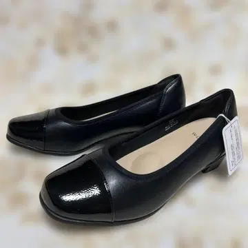 새상품 펌프스 블랙 23.5cm