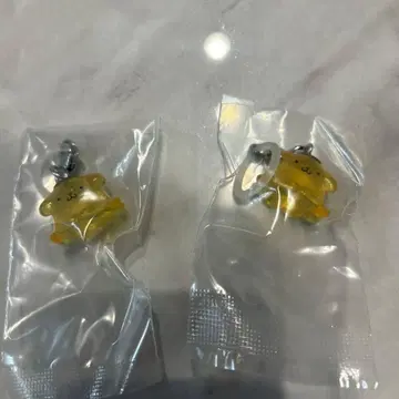 새상품 산리오 변신 멘다코 메지루시 액세서리 폼폼푸딩 2개
