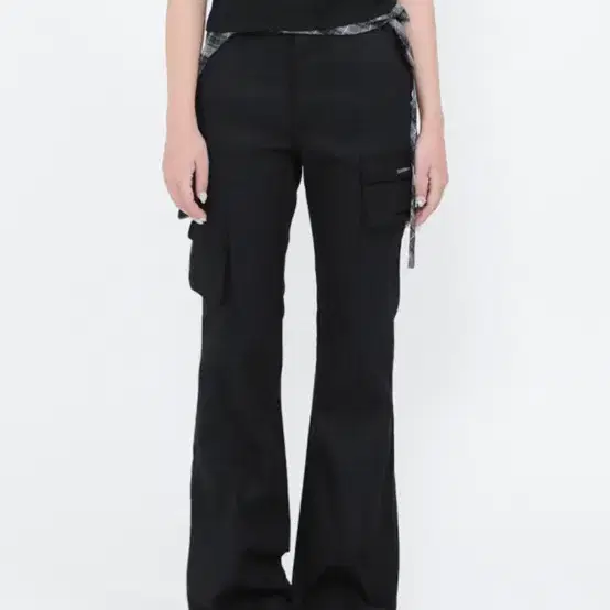 미세키서울 Line pocket cargo pants BLACK