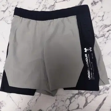 언더아머 남성용 숏팬츠