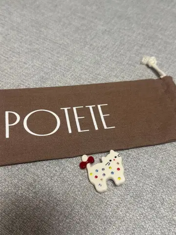 미사용 새상품 POTETE 포테테 고양이 클립 화이트