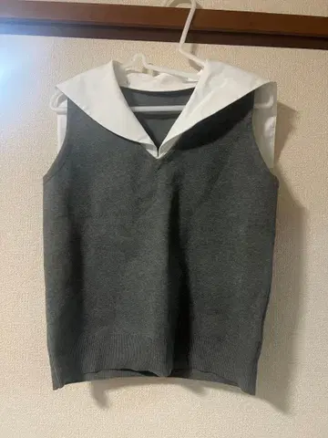 THE TOE Cochem Sleeveless Top