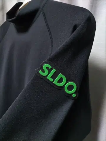 SLDO. 에스루도 모크넥 블랙